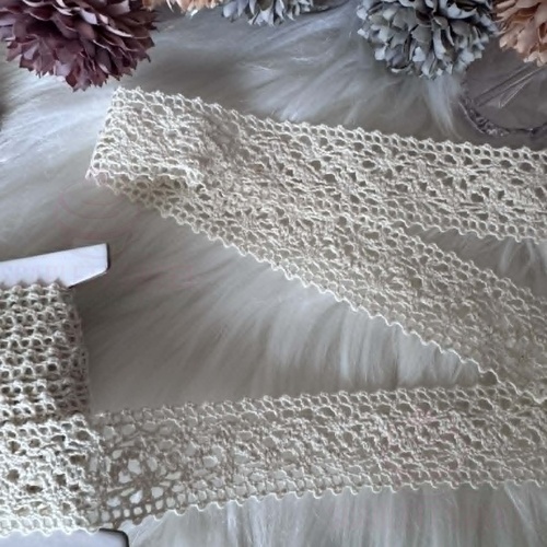 3cm Ivory Crochet Lace Ribbon 5 Yard